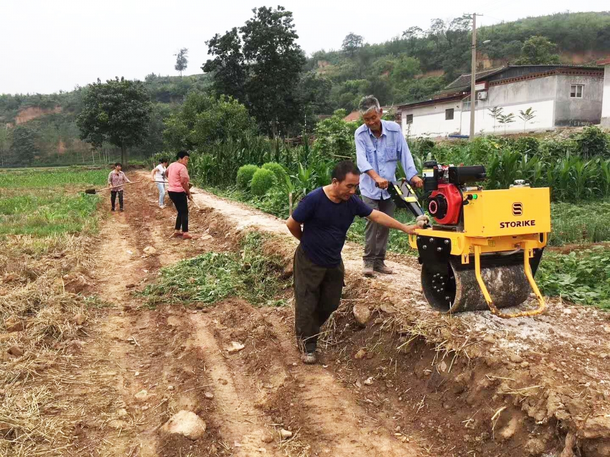 手扶單鋼輪壓路機